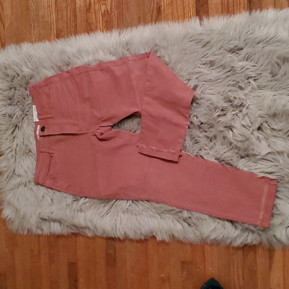 So High Rise Crop Pants